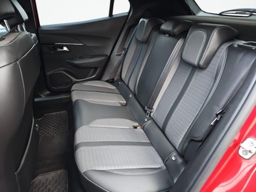 Peugeot 2008 2021 Peugeot 2008 1.2 PureTech Allure S&amp;S EAT8, zdjęcie 27