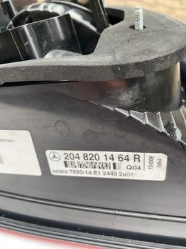 MERCEDES GLK W204 X204 PRAVÁ SVĚTLO ZADNÍ KOMPLETNÍ Z VLOŽKY A2048201464