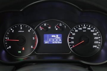 Kia Carens IV Minivan 1.7 VGT CRDI 115KM 2014 Kia Carens 1.7 CRDi, Klima, Klimatronic, Tempomat, zdjęcie 7