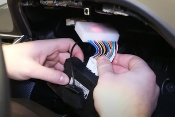 АДАПТЕРНЫЙ КАБЕЛЬ SGW RENAULT BRAM Обходной шлюз безопасности SGM OBD2
