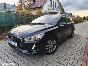 Hyundai i30 II Wagon Facelifting 1.4 MPI 100KM 2017 Hyundai i30 Hyundai i30 1.4 Trend 1.4 Benzyna 99KM