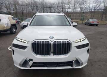 BMW X7 SUV Facelifting 3.0 40i 381KM 2025 BMW X7 2025r., xDrive40i, 3.0L, od ubezpieczalni 3.0 Benzyna 380KM, zdjęcie 1