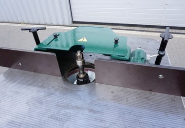 НИЖНИЙ ШПИНДЕЛЬ ФРЕЗЕРНЫЙ СТАНОК VEB FD3 ВЕРХ: 1000х900мм