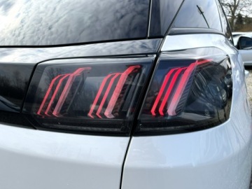 Peugeot 3008 II Crossover Facelifting  1.2 PureTech 130KM 2021 Peugeot 3008 Automat/Manetki/ Kamery360 /Salon Pl, zdjęcie 26