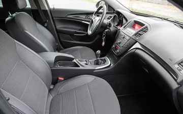 Opel Insignia I Sports Tourer 2.0 CDTI ECOTEC 160KM 2010 Opel Insignia 2.0CDTI 160KM Skora Pdc Alu Gwarancjia 2.0 Diesel 160KM, zdjęcie 26