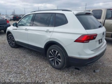 Volkswagen Tiguan II 2023 Volkswagen Tiguan 2.0T S 2023 2.0 Benzyna 184KM, zdjęcie 3
