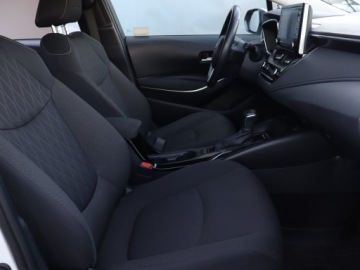 Toyota Corolla XII Sedan 1.8 Hybrid 122KM 2019 Toyota Corolla 1.8 Hybrid, Salon Polska, zdjęcie 8