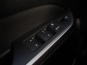 Suzuki Vitara III 2021 Suzuki Vitara 1.4 BoosterJet, Salon Polska, zdjęcie 17