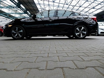 Honda Civic X Sedan 4d Facelifting 1.5 VTEC TURBO 182KM 2019 Honda Civic TYLKO 49tyś KM Kraj 1wł BEZWYP 182KM, zdjęcie 6