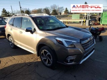 Subaru 2023 Subaru Forester 2023, 2.5L, 4x4, TOURING, po gradobiciu 2.5 Benzyna 182KM