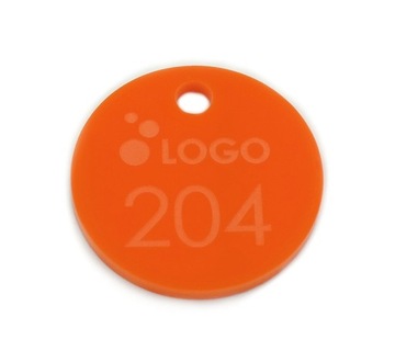 Брелоки номер с названием компании для ключей оргстекло 3х6 4х4 см 50 шт.