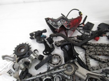 Болты + шайбы + цепь и т.д. Aprilia RS 660, 23r ABS