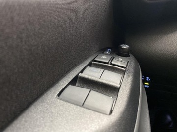 Toyota Yaris IV Hatchback 1.5 Hybrid Dynamic Force 116KM 2024 Toyota Yaris Cross Hybrid 1.5 Style Toyota Yaris C, zdjęcie 20