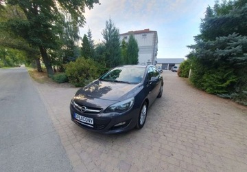 Opel Astra J GTC 1.7 CDTI ECOTEC 110KM 2013 Opel Astra Opel Astra 1.7 CDTI DPF Exklusiv 1.7 Diesel 110KM