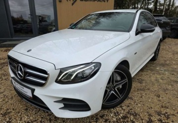 Mercedes Klasa E W213 Limuzyna 2.0 350 313KM 2020 Mercedes-Benz Klasa E Mercedes-Benz Klasa E 2.0 Hybryda Plug-in 313KM, zdjęcie 2