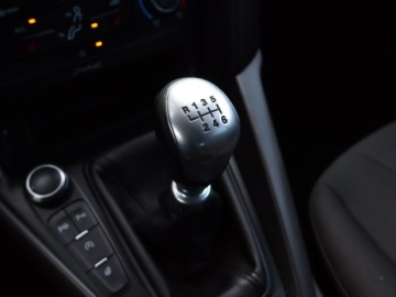 Ford Focus III Kombi Facelifting 2.0 TDCi 150KM 2016 Ford Focus 2.0 TDCi, Klima, Parktronic, zdjęcie 12