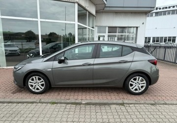 Opel Astra K Hatchback Facelifting 1.2 Turbo 110KM 2019 Opel Astra niski przebieg, serwisowany 1.2 Benzyna 110KM, zdjęcie 5