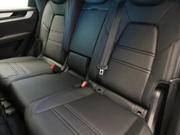 Porsche Cayenne III SUV Facelifting 3.0 353KM 2025 PORSCHE Cayenne Coupe Black Edition Suv 2.0 (353KM) 2025, zdjęcie 11