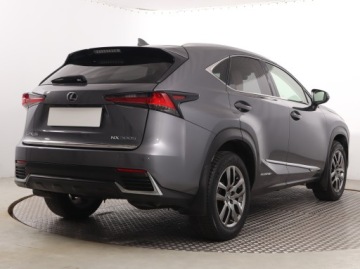 Lexus NX I SUV 300h 197KM 2017 Lexus NX 300h, Salon Polska, 4X4, Automat, Skóra, zdjęcie 4