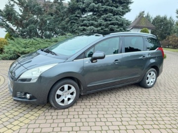 Peugeot 5008 I Minivan 1.6 HDi FAP 115KM 2013 Peugeot 5008 Style 1.6hdi 115KM 7-osob Sprawdz 1.6 Diesel 115KM, zdjęcie 23
