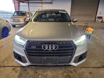 Audi Q7 II SUV 3.0 TFSI 333KM 2017 Audi Q7 3.0 V6 benzyna 333KM 4X4 wersja PRESTIGE z ubezpieczalni , mala sz, zdjęcie 4