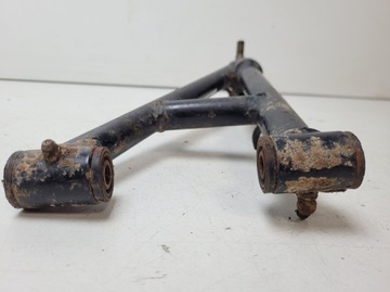 BOMBARDIER TRAXTER XL 2003+ ПОВОРОТНЫЙ РЫЧАГ ПЕРЕДНИЙ ВЕРХНИЙ ЛЕВЫЙ