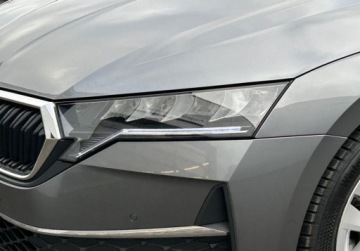 Skoda Octavia IV Liftback 1.5 TSI EVO 150KM 2024 Skoda Octavia Selection komplet opon, Podgrzewane fotele, Kamera cofania,, zdjęcie 32