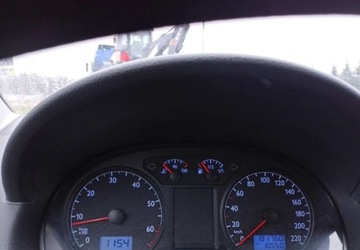 Volkswagen Polo IV Hatchback 1.2 i 12V 64KM 2002 Volkswagen Polo Volkswagen Polo 1.2 Benzyna 64KM, zdjęcie 12