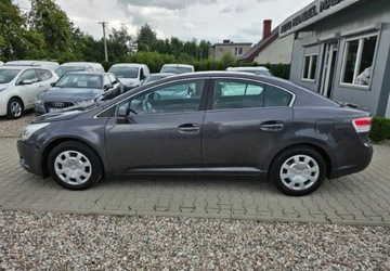 Toyota Avensis III Sedan 1.6 Valvematic 132KM 2009 Toyota Avensis swiezo sprowadzone, przygotowane do rejestracji 1.6 132KM, zdjęcie 1