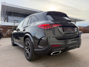 Mercedes GLC C254/X254 Coupe 2.0 220d 197KM 2026 MERCEDES-BENZ GLC 220 d 4-Matic AMG Line 2.0 (197KM) 2026, zdjęcie 4