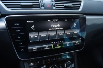 Skoda Superb III Kombi Plug-In Hybrid 1.4 TSI Plug-In-Hybrid 218KM 2021 Skoda Superb Style Combi IV Plug-In Hak Kessy Matrix NaviColumbus 19 ASO, zdjęcie 16