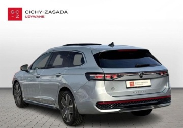 Volkswagen Passat B8 Variant Facelifting 2.0 TDI SCR 150KM 2024 Volkswagen Passat Variant R-Line 2.0TDI 150KM DSG WEBASTO Panorama IQ Mart, zdjęcie 2