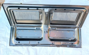 Люк крышки двигателя Fiat 126p новый орг.