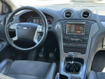 Ford Mondeo IV Sedan 2.0 Duratorq TDCi DPF 163KM 2010 Ford Mondeo 2.0 TDCi 163KM, klimatyzacja, tempomat, zdjęcie 3