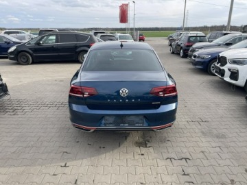 Volkswagen Passat B8 Limousine Facelifting 2.0 TDI 240KM 2020 Volkswagen Passat Highline Automat Podgrzewanie, zdjęcie 2