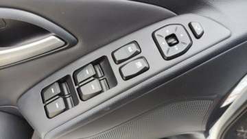 Hyundai ix35 SUV Theta 2.0 MPI 163KM 2010 Hyundai ix35 2.0i 163 kM Skory Panorama Keyless Kamera Grzane Fotele GWARA, zdjęcie 24