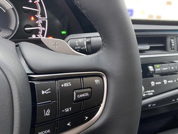 Lexus ES VII (XV70) Sedan Facelifting 300h 218KM 2025 Od ręki - 300h Business Edition 2.5 E-CVT 218KM | Tempomat adaptacyjny!, zdjęcie 7