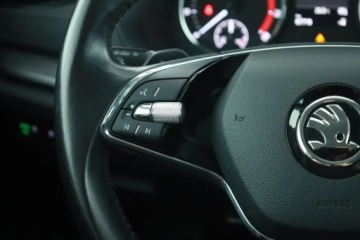 Skoda Octavia IV Liftback 1.5 TSI EVO 150KM 2021 Skoda Octavia 1.5 TSI, Salon Polska, zdjęcie 18
