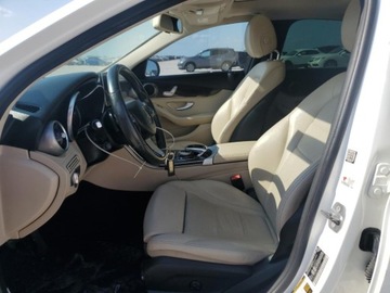 Mercedes Klasa C W205 2016 Mercedes-Benz Klasa C Mercedes-Benz C 350 e, od ubezpieczalni 2.0 Hybryda, zdjęcie 8