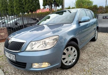 Skoda Octavia 2009 Skoda Octavia Skoda Octavia 1.6 Combi Ambiente 1.6 Benzyna 102KM