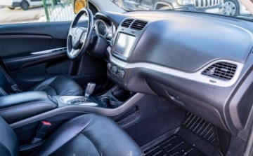 Dodge Journey 3.6 V6 287KM 2014 Dodge Journey Dodge Journey 3.6 FWD 287KM 3.6 Benzyna 287KM, zdjęcie 13