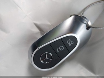 Mercedes GLC C254/X254 2025 Mercedes-Benz GLC 2025 MERCEDES-BENZ GLC 350E 4MATIC 2.0 Hybryda 255KM, zdjęcie 12