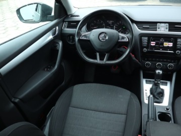Skoda Octavia III Kombi Facelifting 1.4 TSI 150KM 2017 Skoda Octavia 1.4 TSI, Salon Polska, DSG, Navi, zdjęcie 6