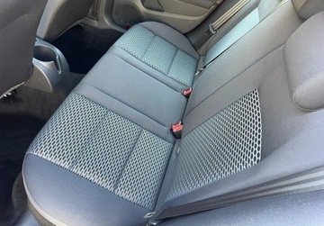 Volkswagen Golf VI Hatchback 5d 1.6 102KM 2010 Volkswagen Golf 1.6 mpi ,bezwypadek ,tuv do 2027r ,jeden wlasc,BORDO metal, zdjęcie 11