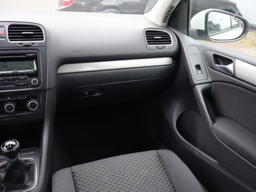 Volkswagen Golf VI Hatchback 5d 1.4 80KM 2010 VW Golf 1.4 16V, Klima, Tempomat,ALU, zdjęcie 7