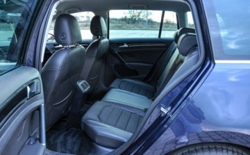 Volkswagen Golf VII Variant 1.6 TDI CR DPF BlueMotion Technology 105KM 2014 Volkswagen Golf Salon PL 2014 r. 1.6 Diesel 105KM, zdjęcie 7