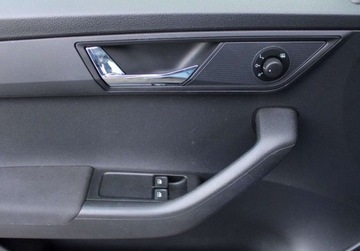 Skoda Fabia III Hatchback Facelifting 1.0 TSI 95KM 2020 Skoda Fabia 1.0 TSI 95KM M5 Ambition Czujniki parkowania SmartLink SalonPL, zdjęcie 26