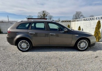 Alfa Romeo 159 Sportwagon 2.0 JTDM 16v 170KM 2010 Alfa Romeo 159 Alfa Romeo 159 2.0 JTDM 16V DPF Turismo 2.0 Diesel 170KM, zdjęcie 29