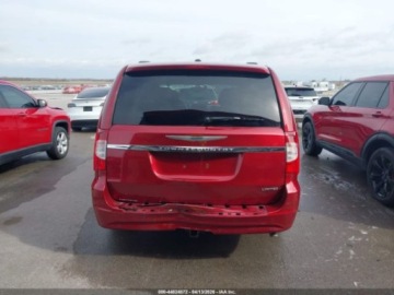 Chrysler Town &amp; Country V 2016 Chrysler Town Country Limited Platinum 2016 3.6 Benzyna 283KM, zdjęcie 3