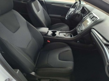Ford Mondeo V Kombi Facelifting 2.0 EcoBlue 150KM 2020 Ford Mondeo 2.0EcoBlue diesel 150KM pakiety kamera LED AppLink nawigacja P, zdjęcie 29